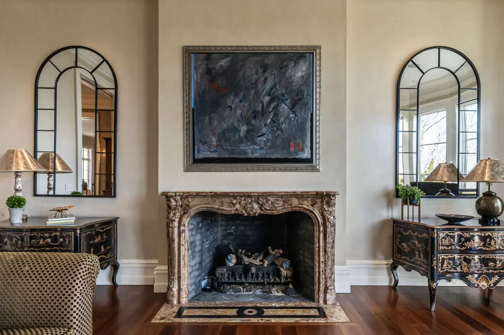 14 Living Room.webp